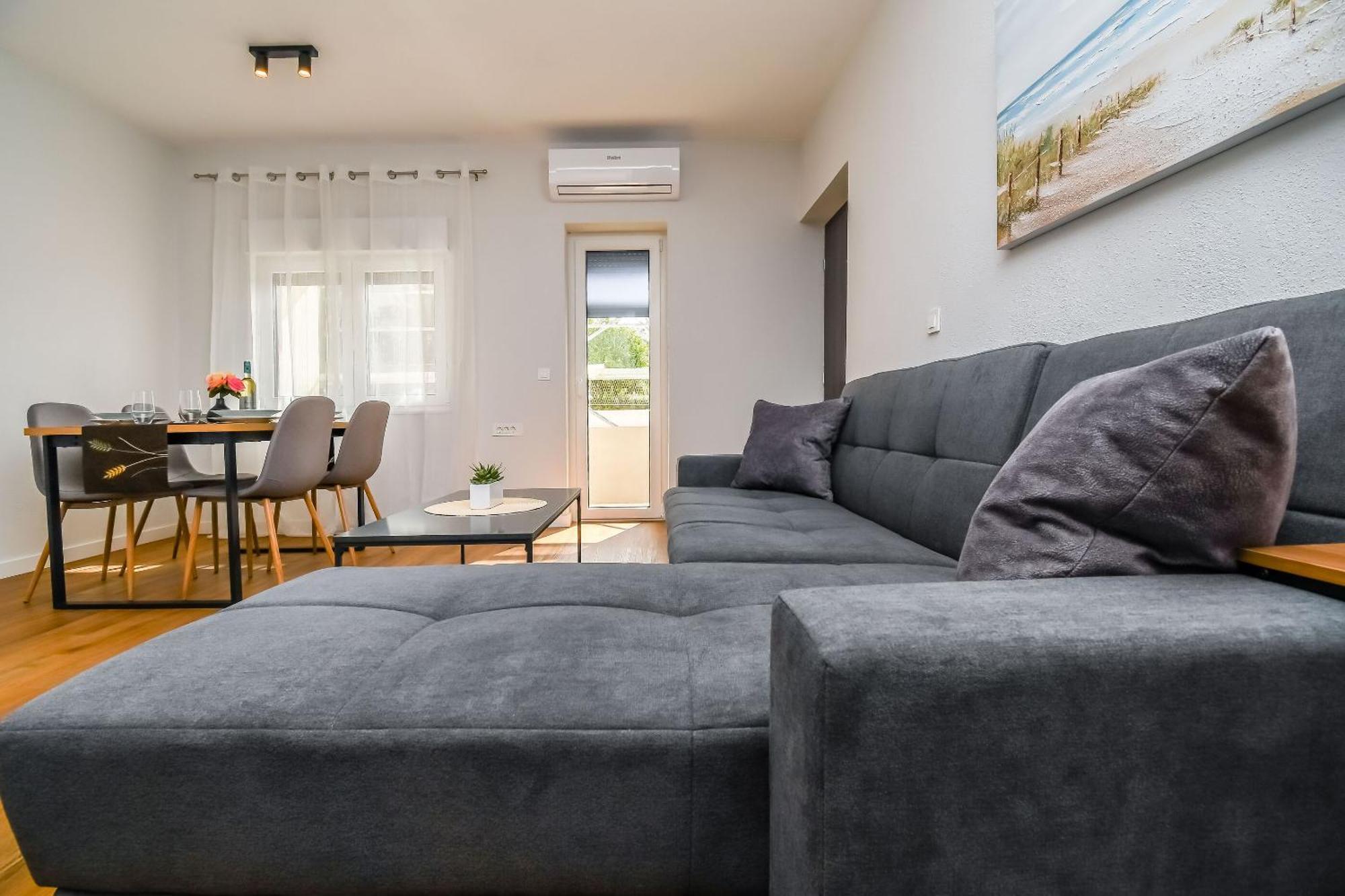 Apartments Neli Трогир Экстерьер фото