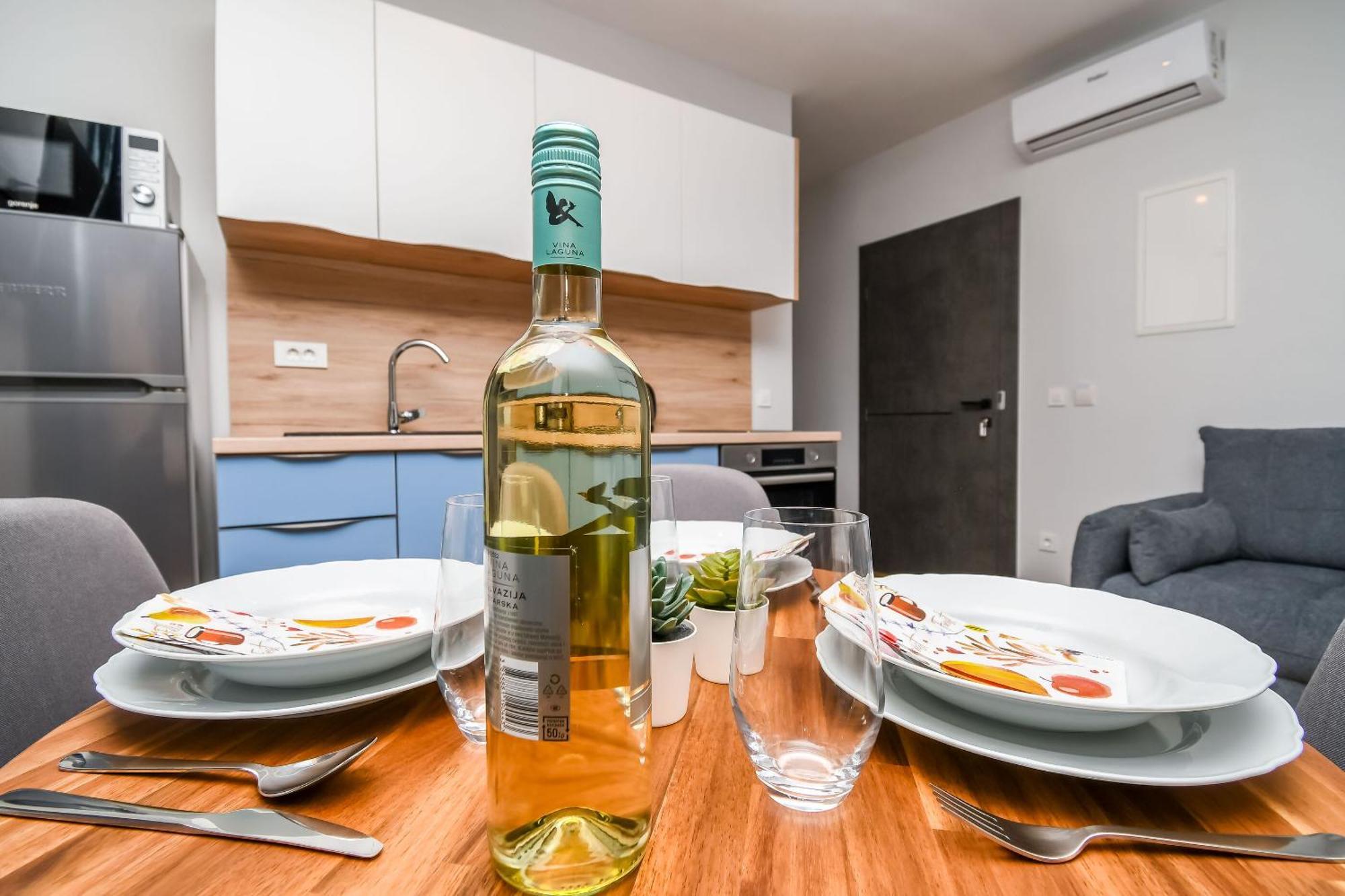Apartments Neli Трогир Экстерьер фото